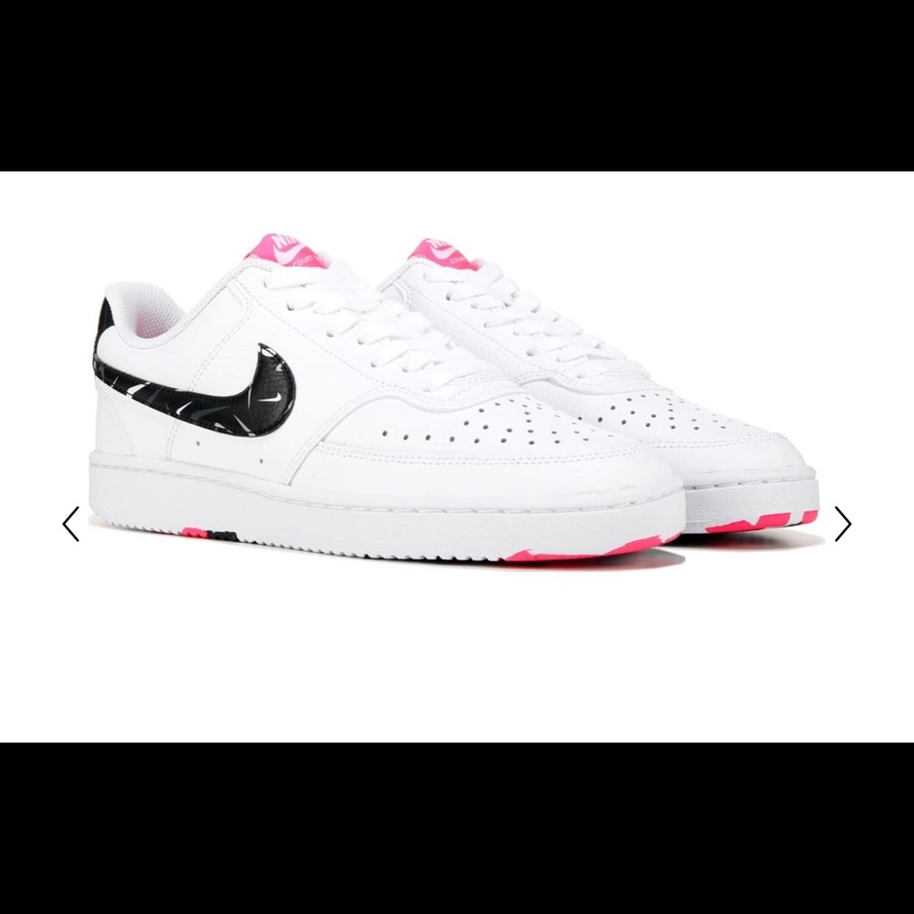 New in Box Nike Swoosh Low Court Sneaker